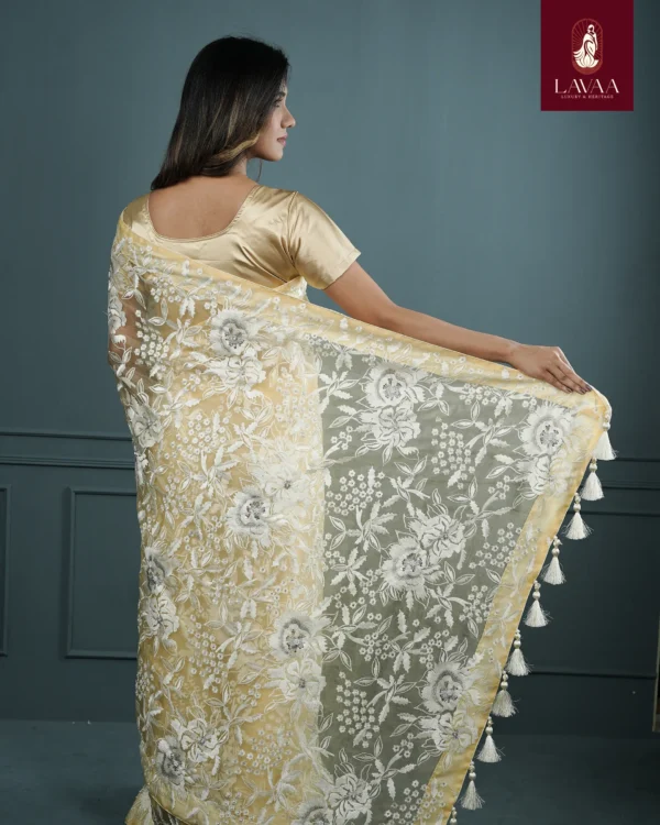Cream Muslin Embroidery Saree - Image 3